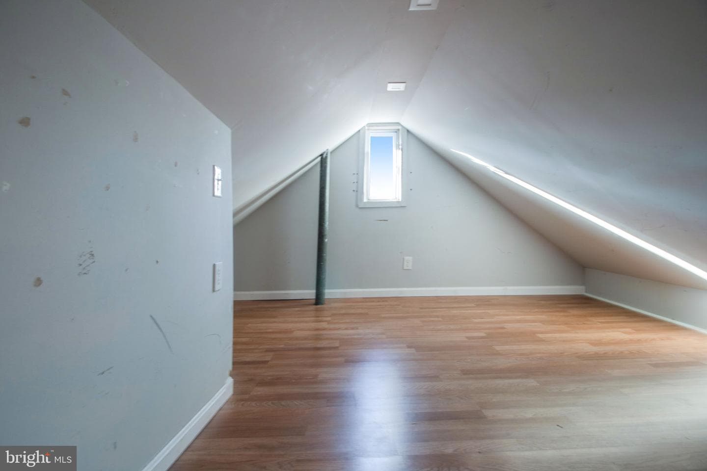 1109 Carson Street photo 14