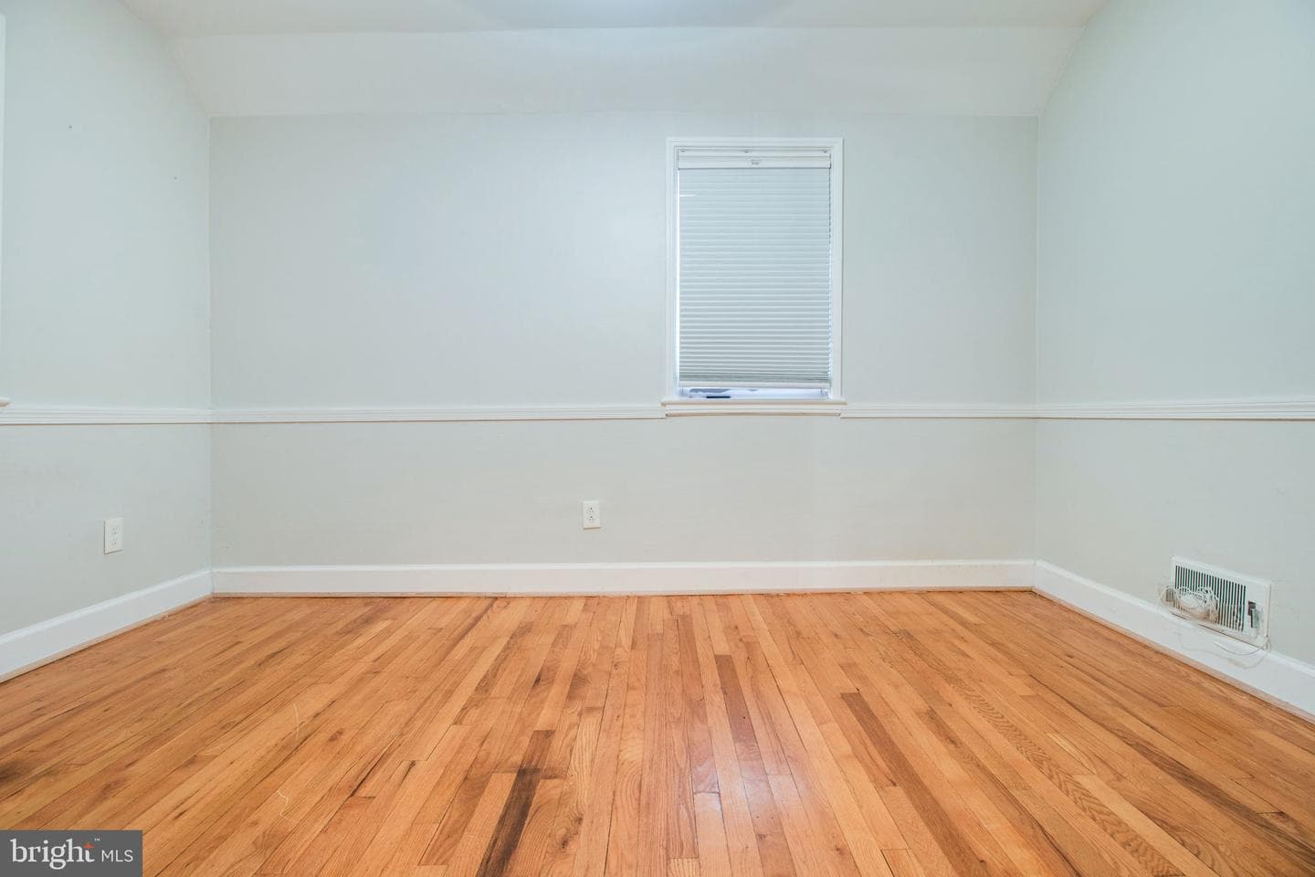 1109 Carson Street photo 22