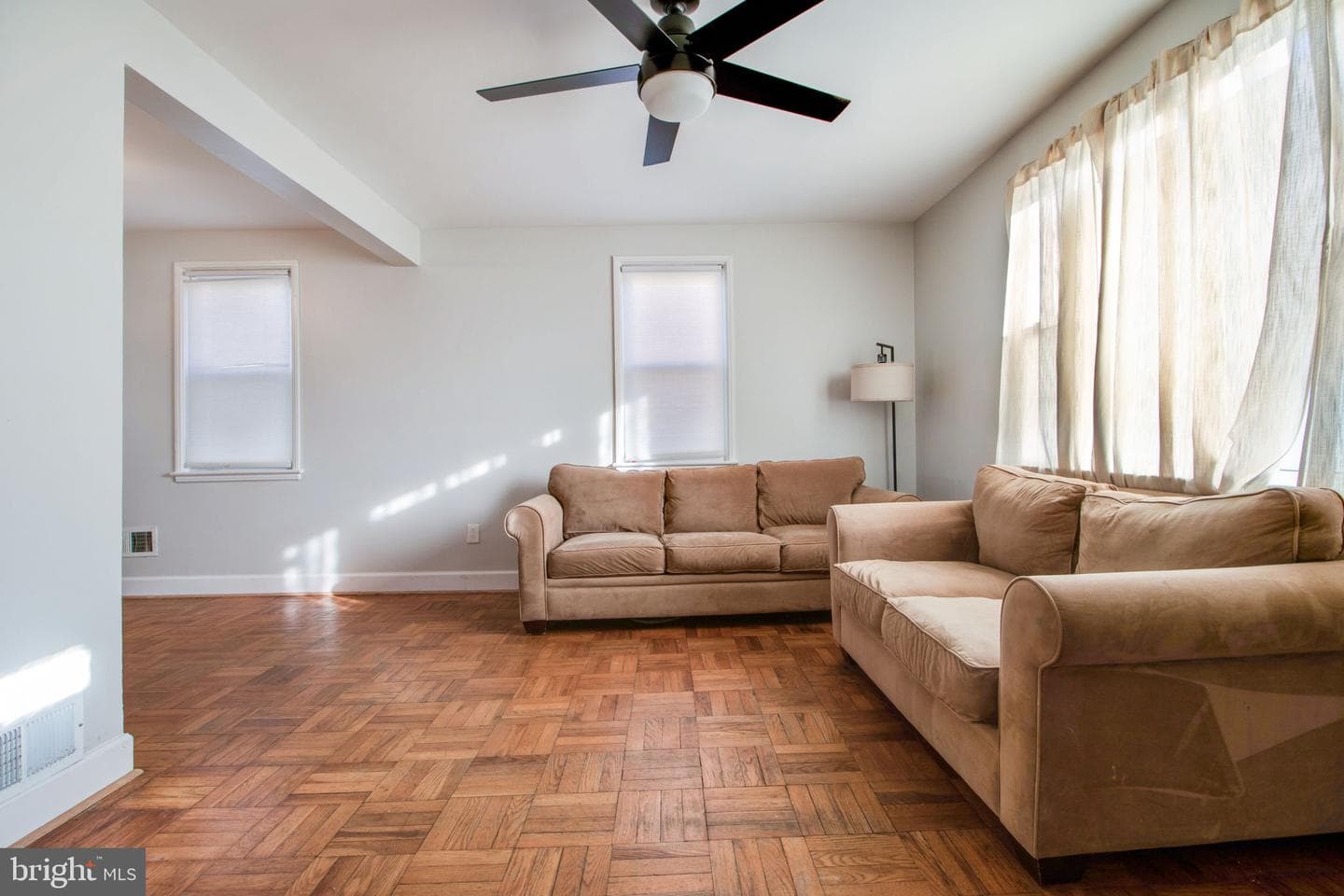 1109 Carson Street photo 32