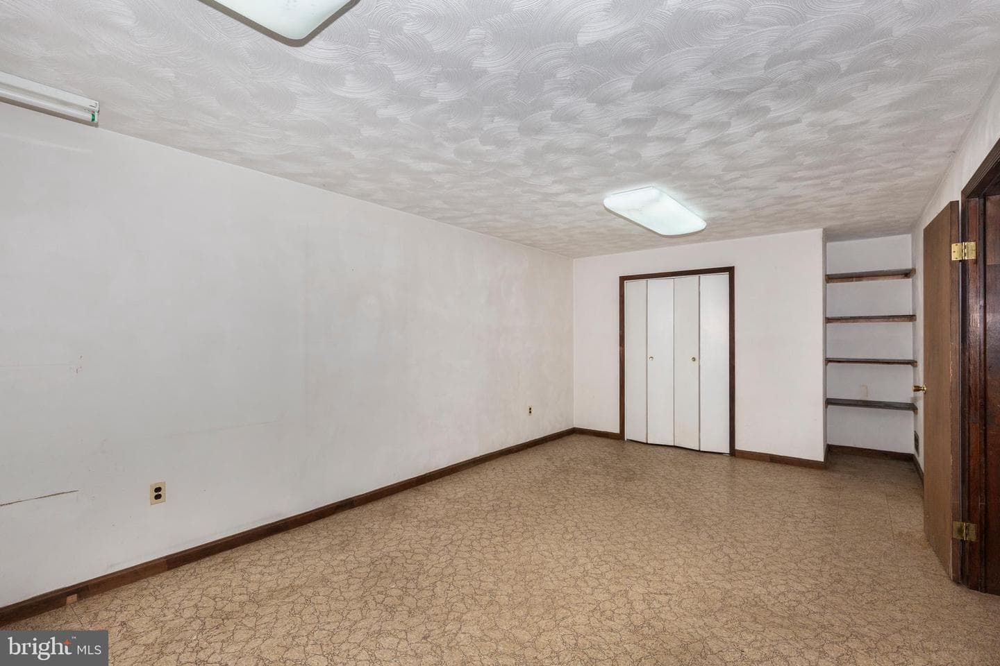 23100 Georgia Avenue photo 53