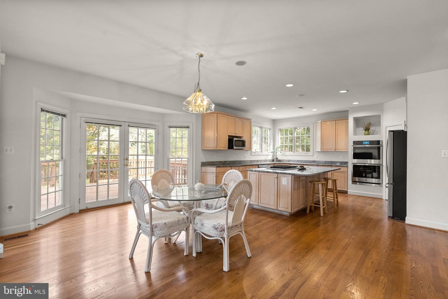 10428 Windsor View Drive photo 8