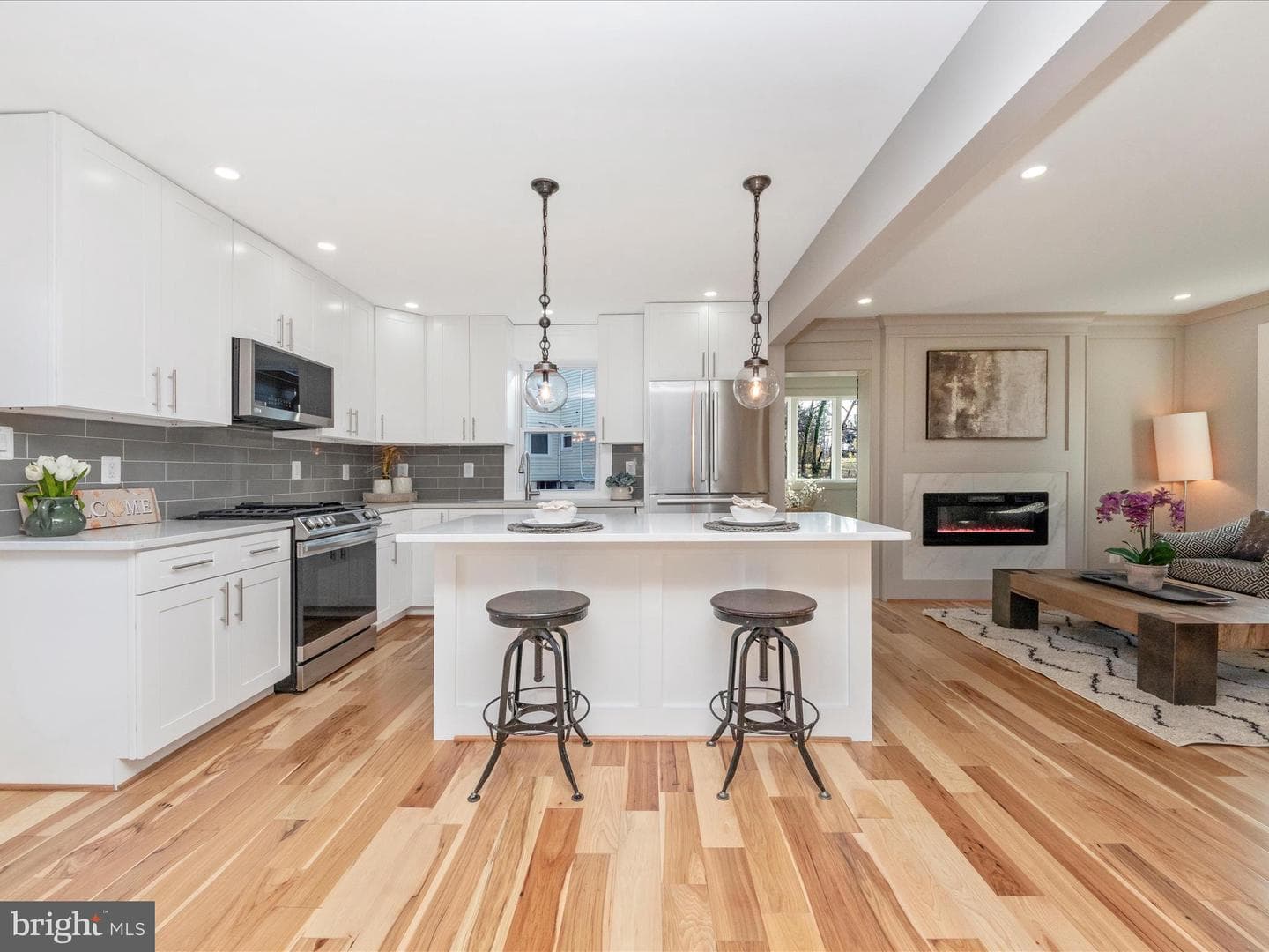 503 Stirling Road photo 10