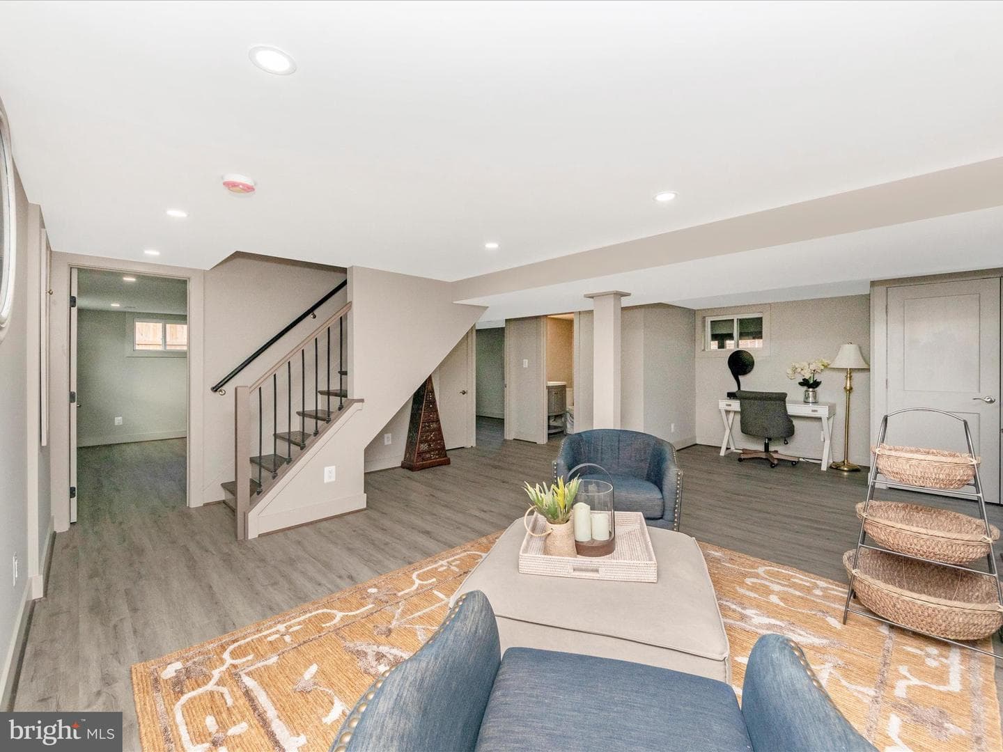503 Stirling Road photo 36