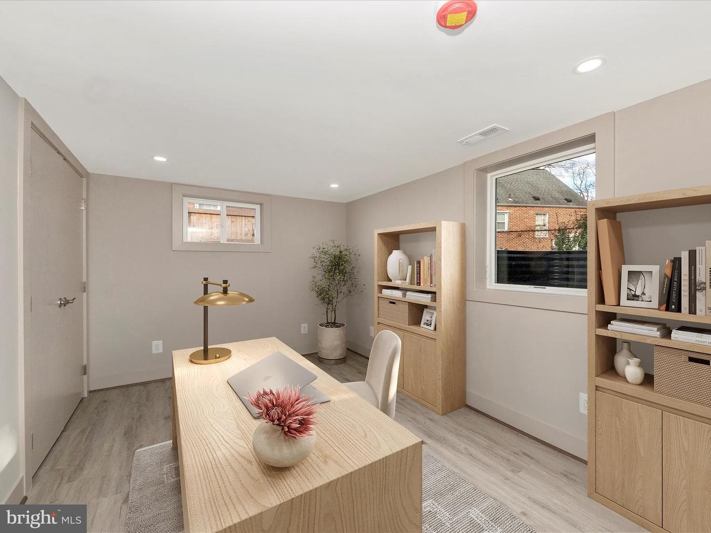 503 Stirling Road photo 39