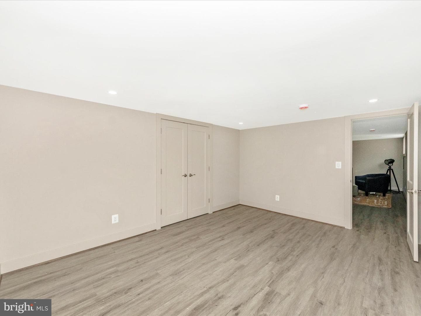 503 Stirling Road photo 45