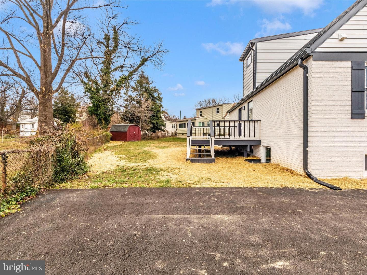 503 Stirling Road photo 51