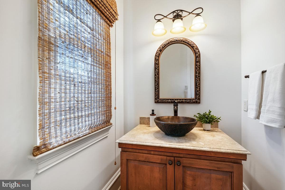 7106 Exeter Road photo 13