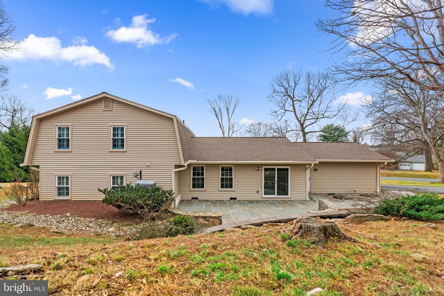 20529 Farcroft Lane photo 39