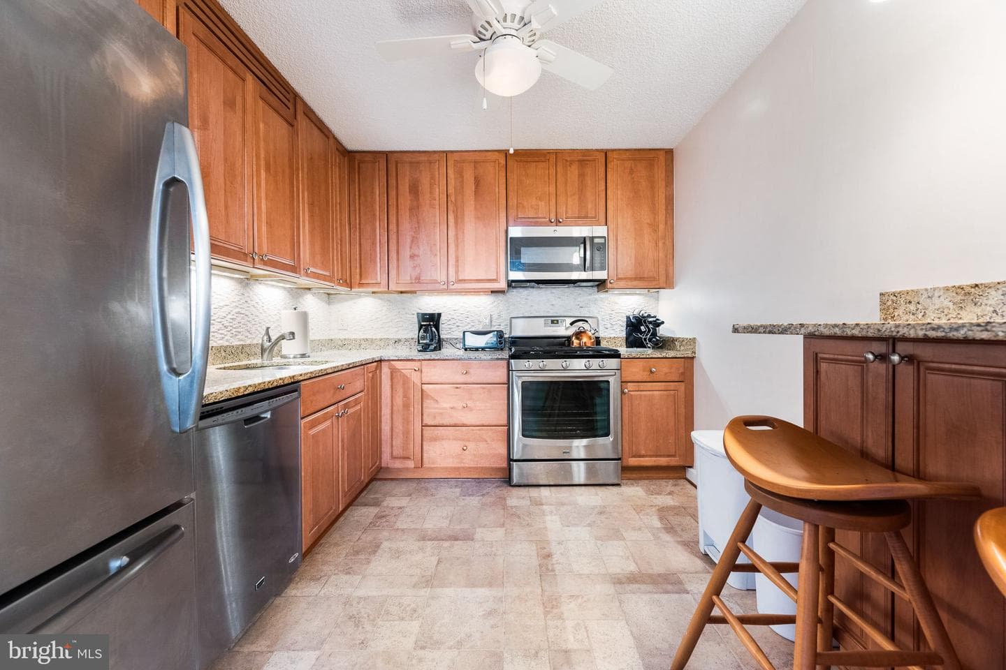 5225 Pooks Hill Road #1004s photo 12