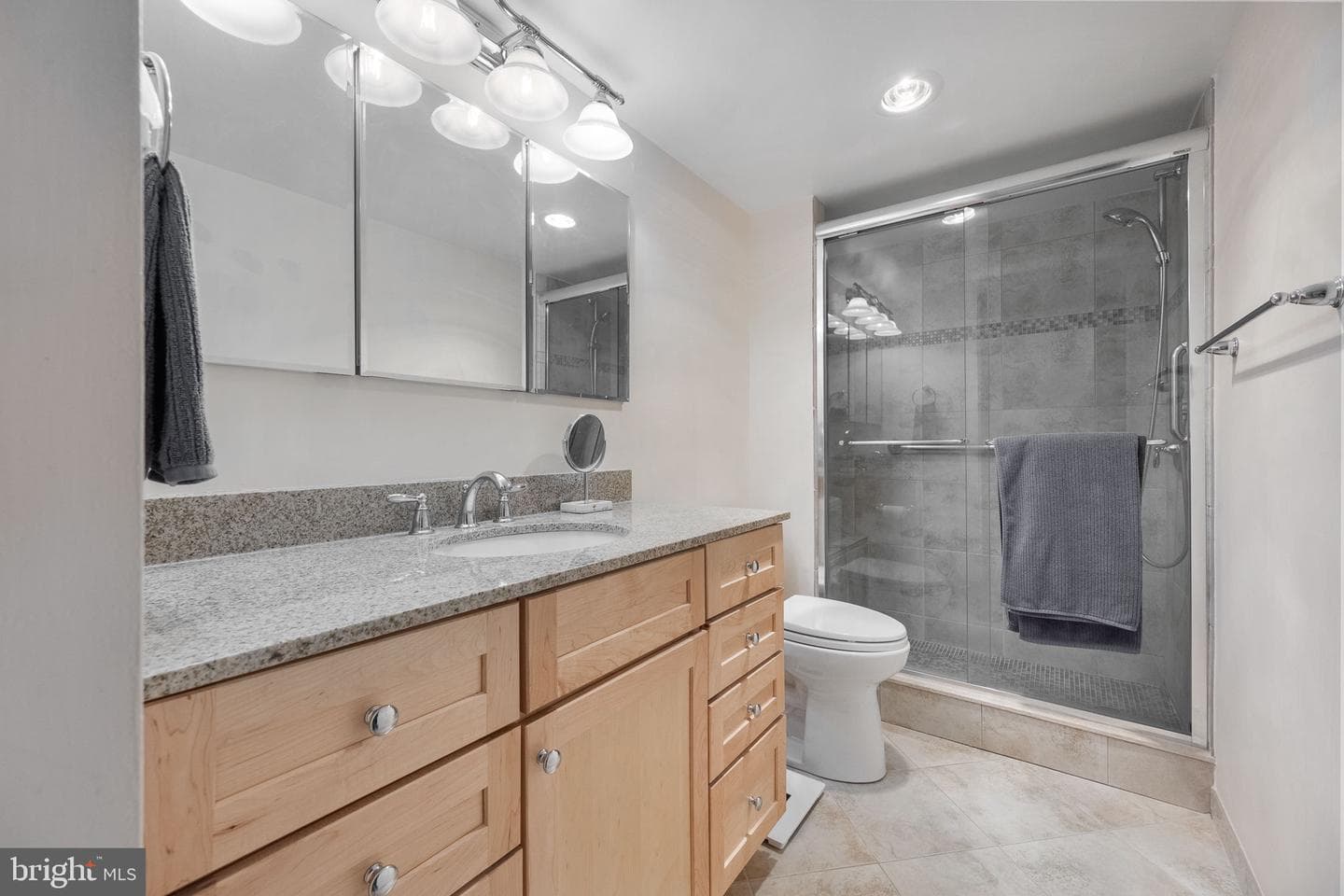 5225 Pooks Hill Road #1004s photo 22