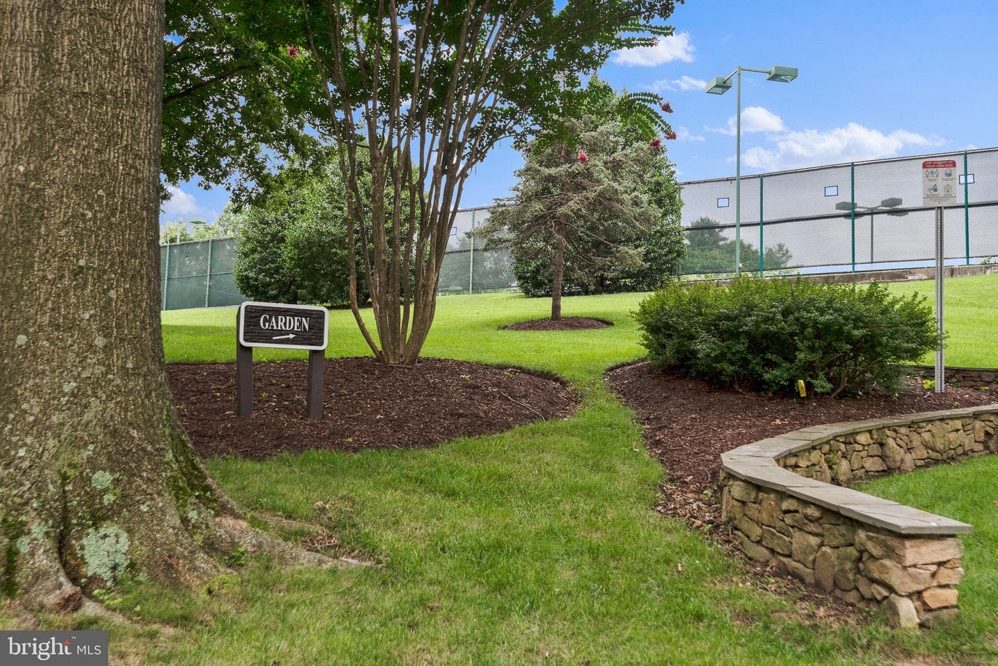 5225 Pooks Hill Road #1004s photo 66