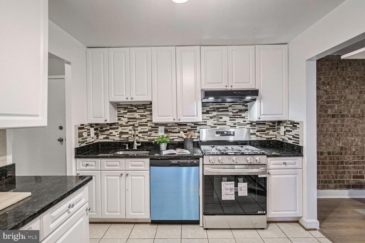 19413 Brassie Place #201 photo 19