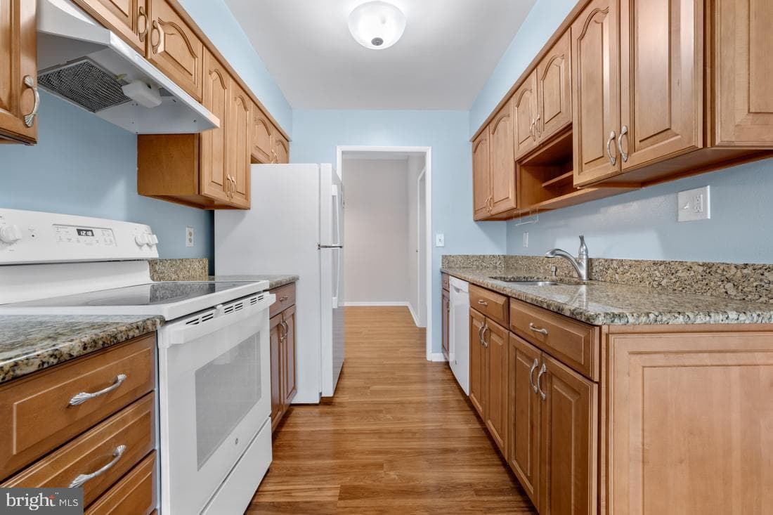 15316 Pine Orchard Drive #82-3f photo 9