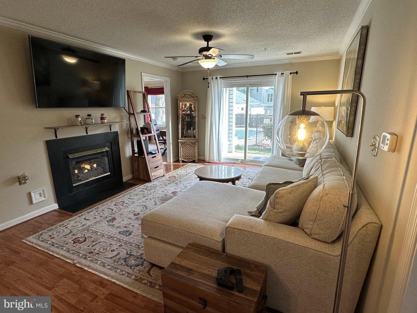 10010 Vanderbilt Circle #4-9 photo 23