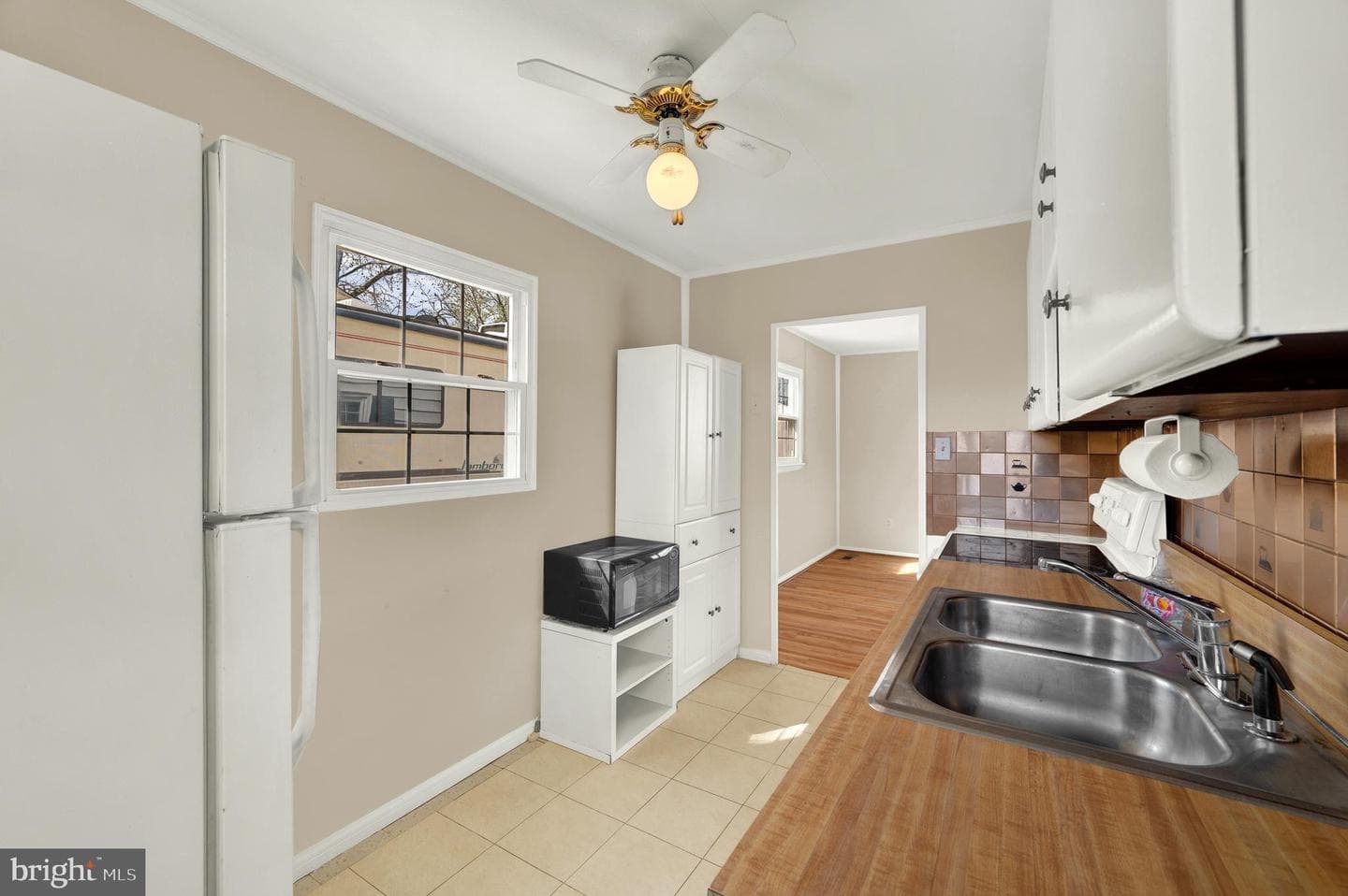 2004 Gainsboro Road photo 15