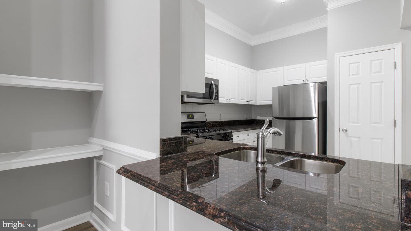 3 Arch Place #130 photo 8