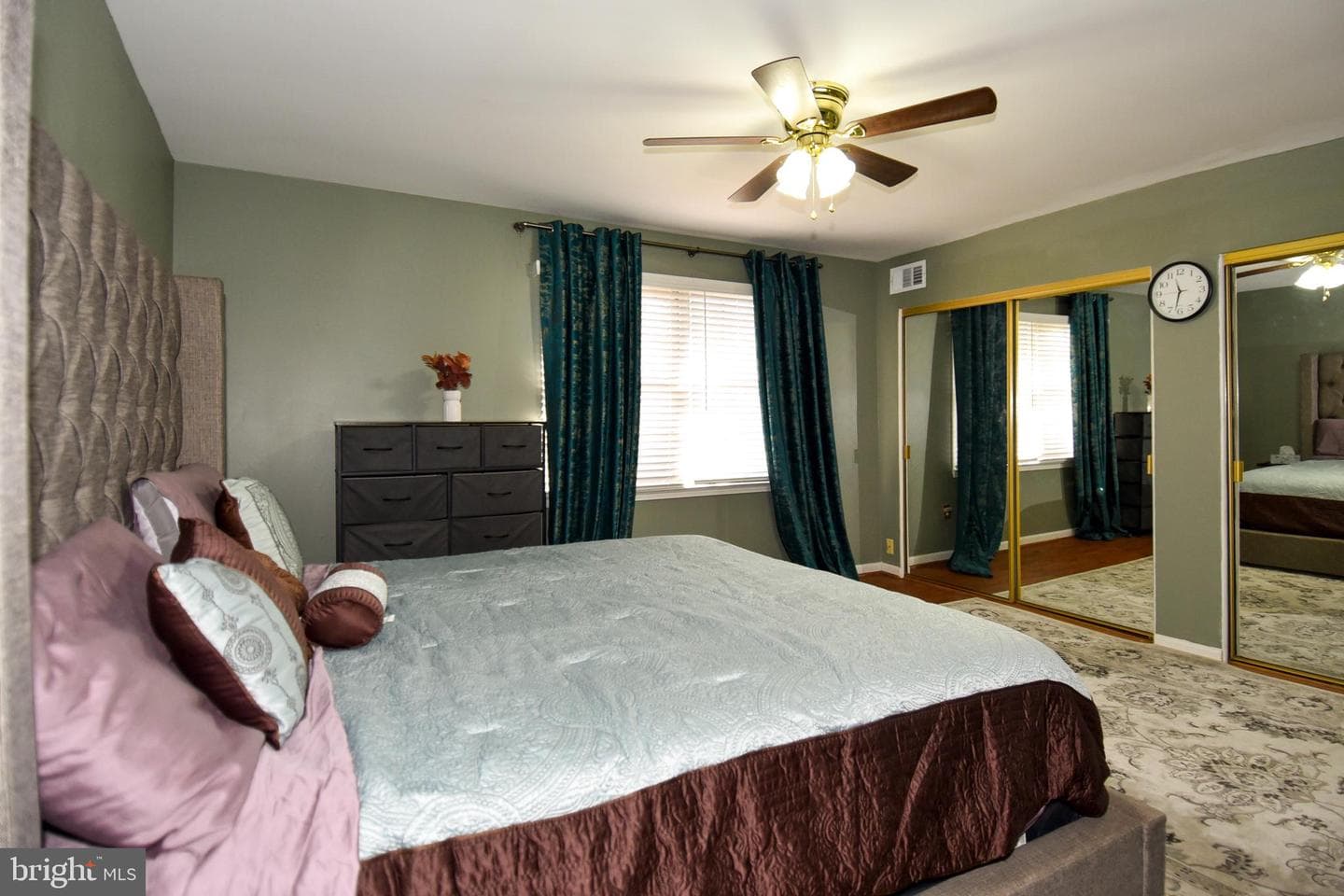 800 Quince Orchard Boulevard #800-20 photo 17