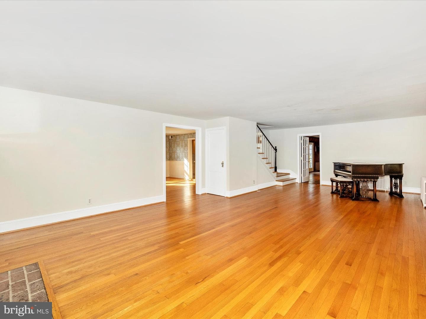 19810 Peach Tree Road photo 5