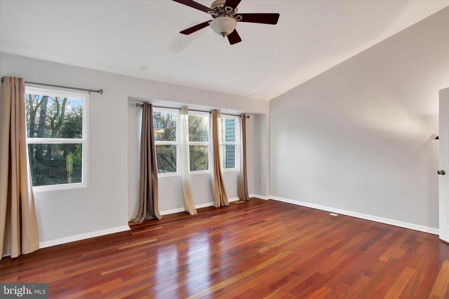 133 Kinsman View Circle photo 16
