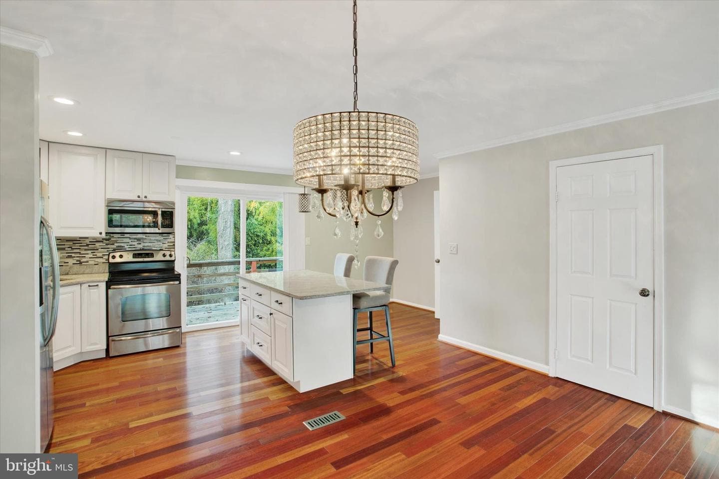 133 Kinsman View Circle photo 7