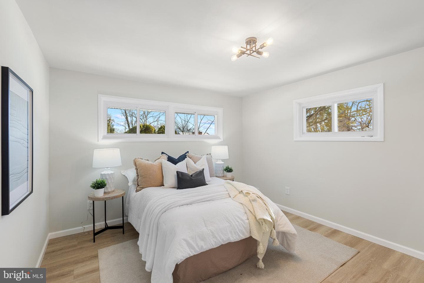 303 Bradley Avenue photo 12