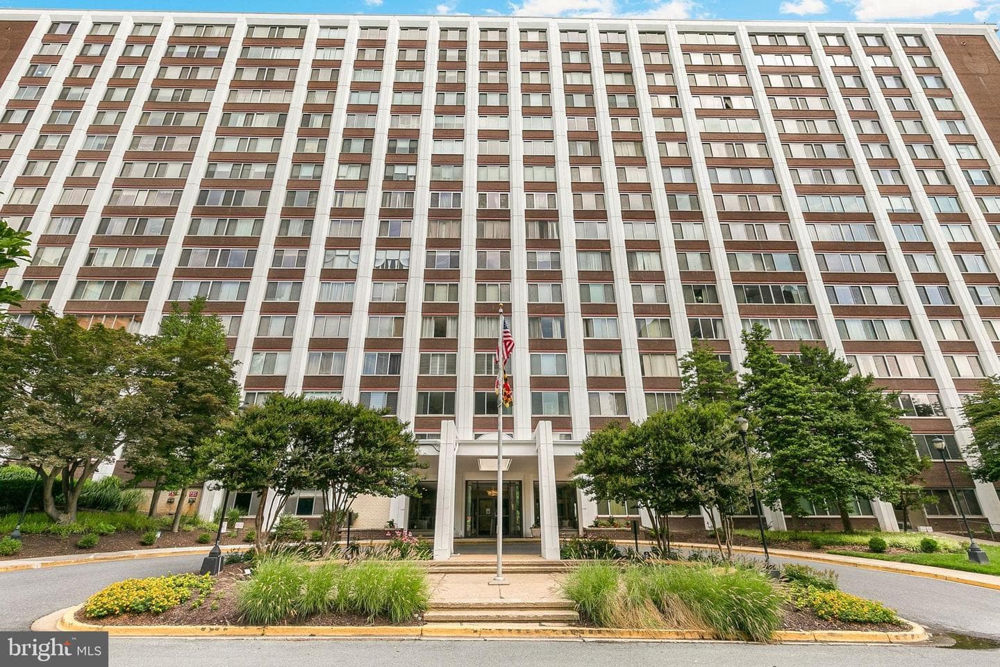 11801 Rockville Pike #905 photo 1