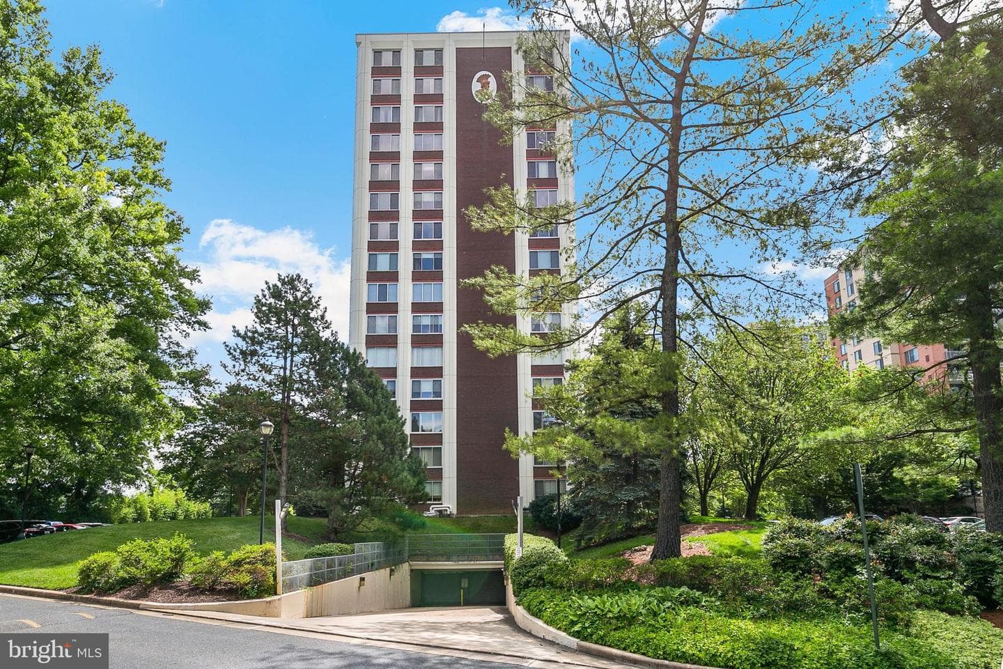11801 Rockville Pike #905 photo 48