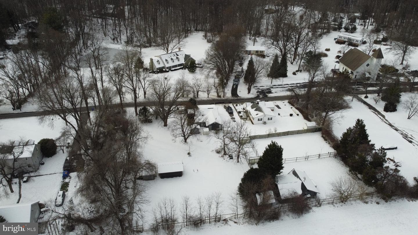 13813 Berryville Road photo 23