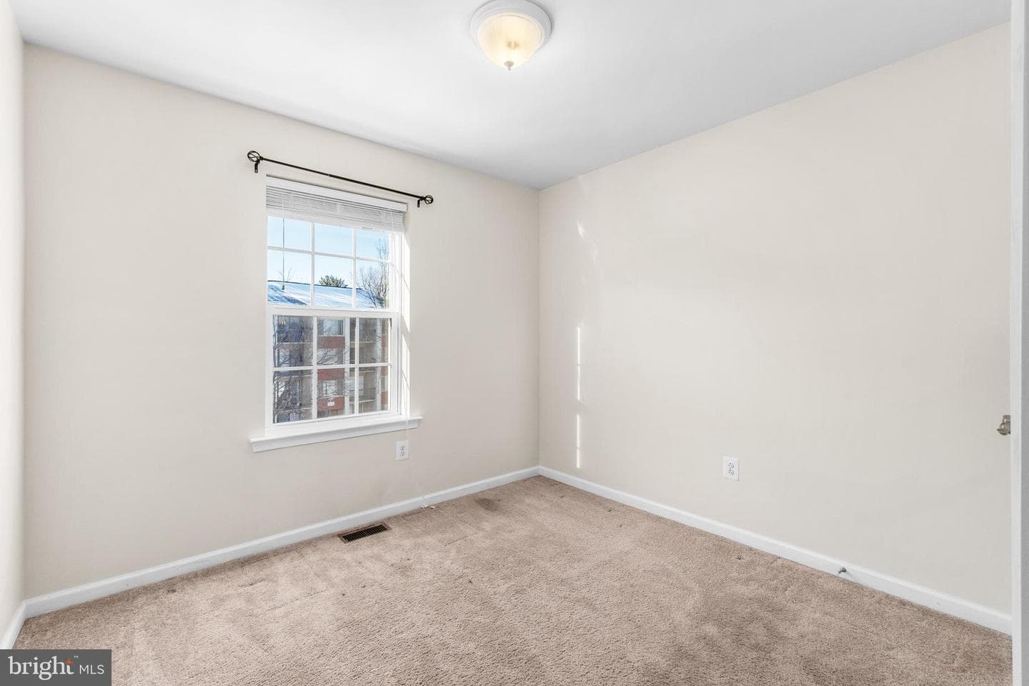 3567 Woodlake Drive #5 photo 11