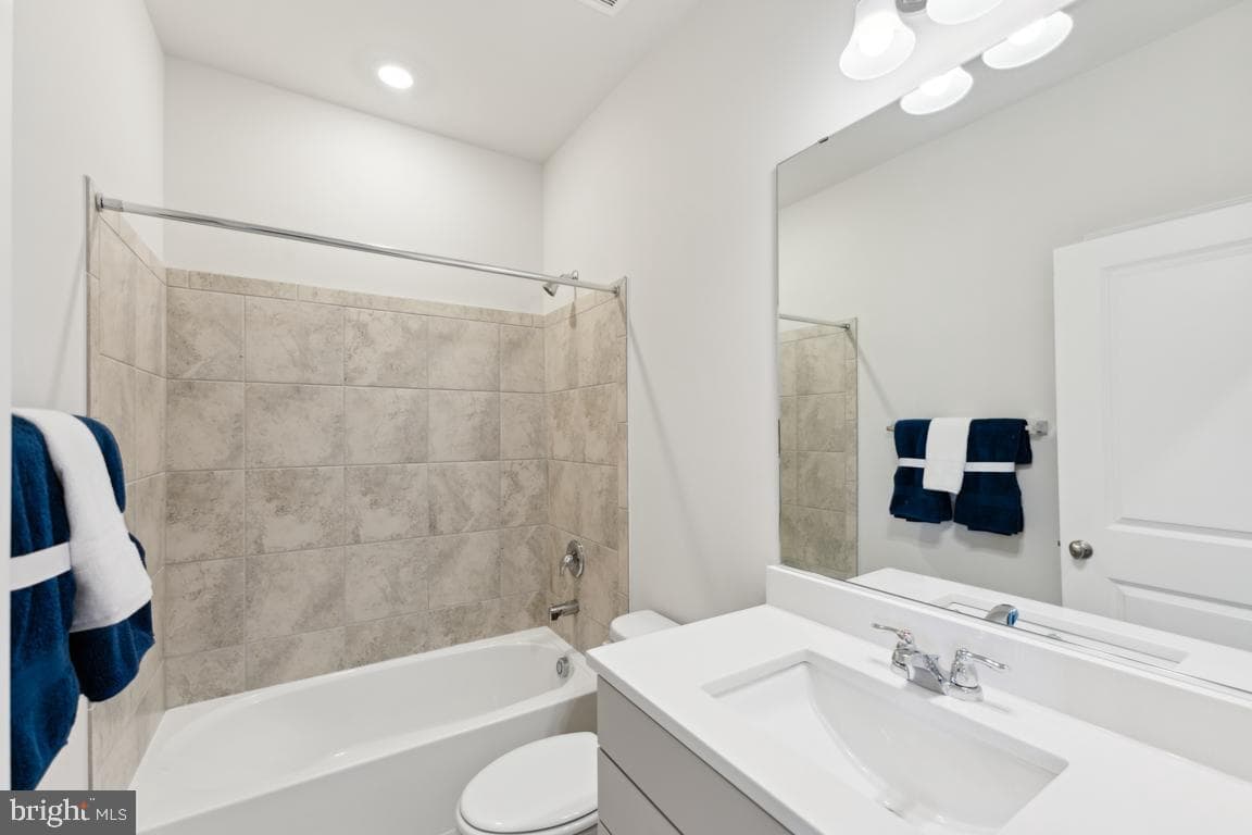 10120 Kings Grove Way photo 15