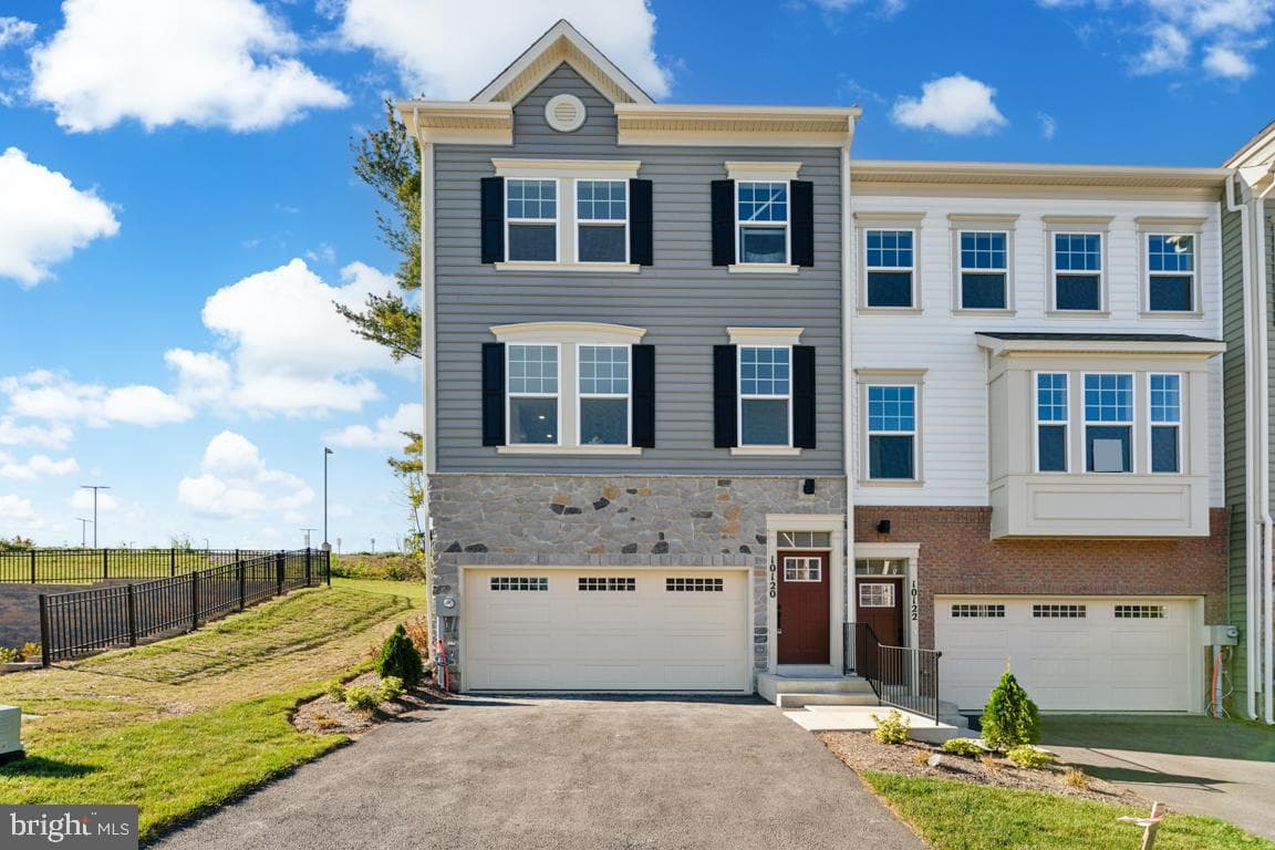 10120 Kings Grove Way photo 23