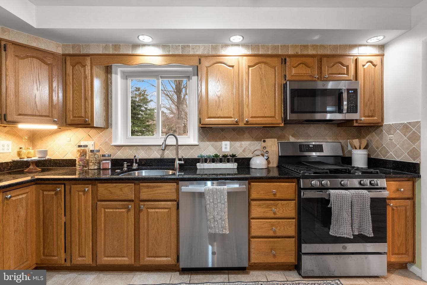 19104 Willow Grove Road photo 15