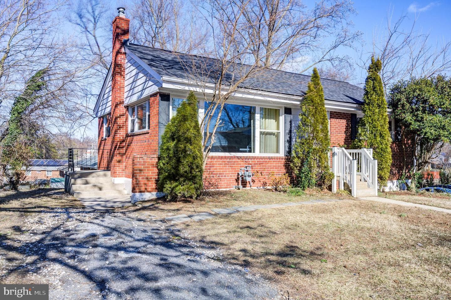 3001 Hardy Avenue photo 2