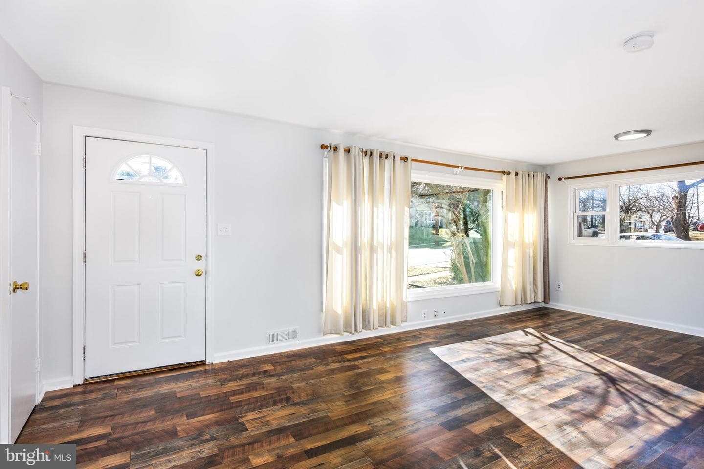 3001 Hardy Avenue photo 5