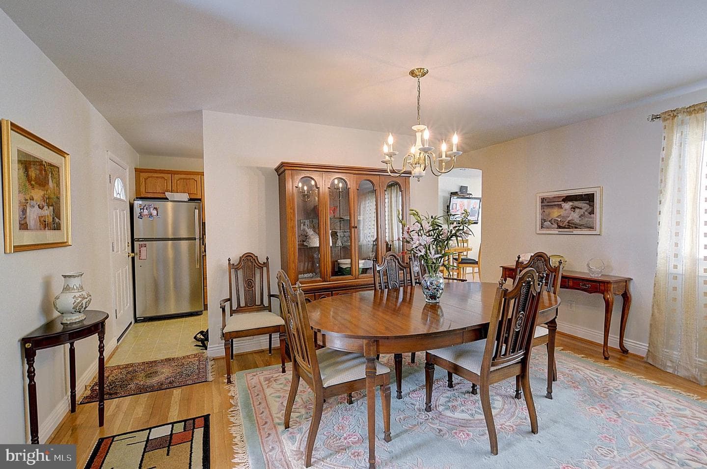 14017 London Lane photo 6