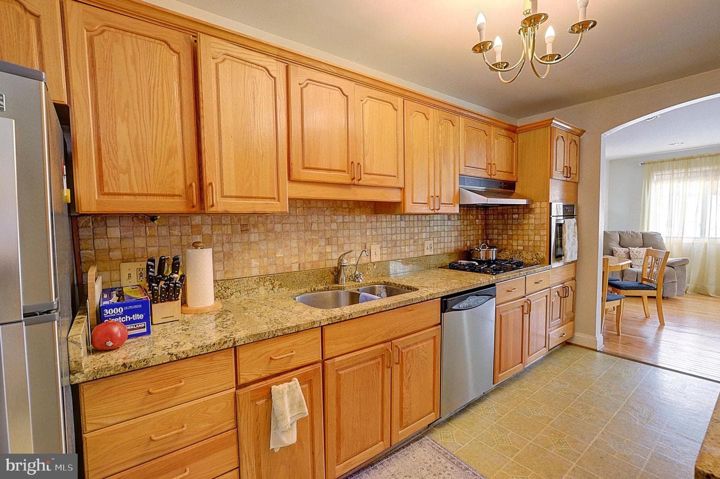 14017 London Lane photo 8