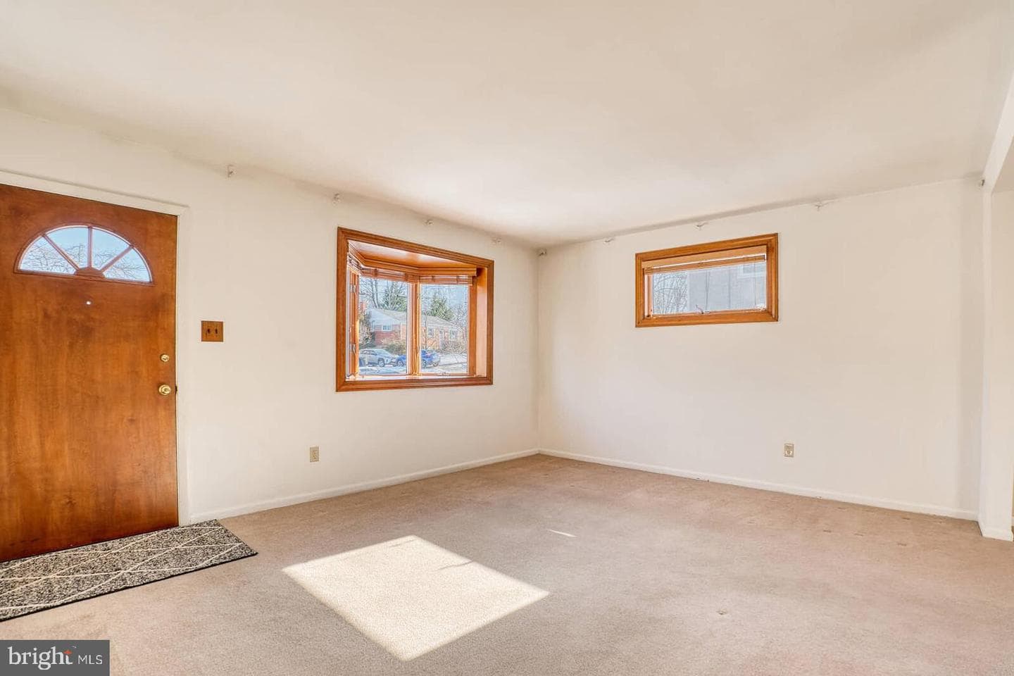 4808 Wilwyn Way photo 3