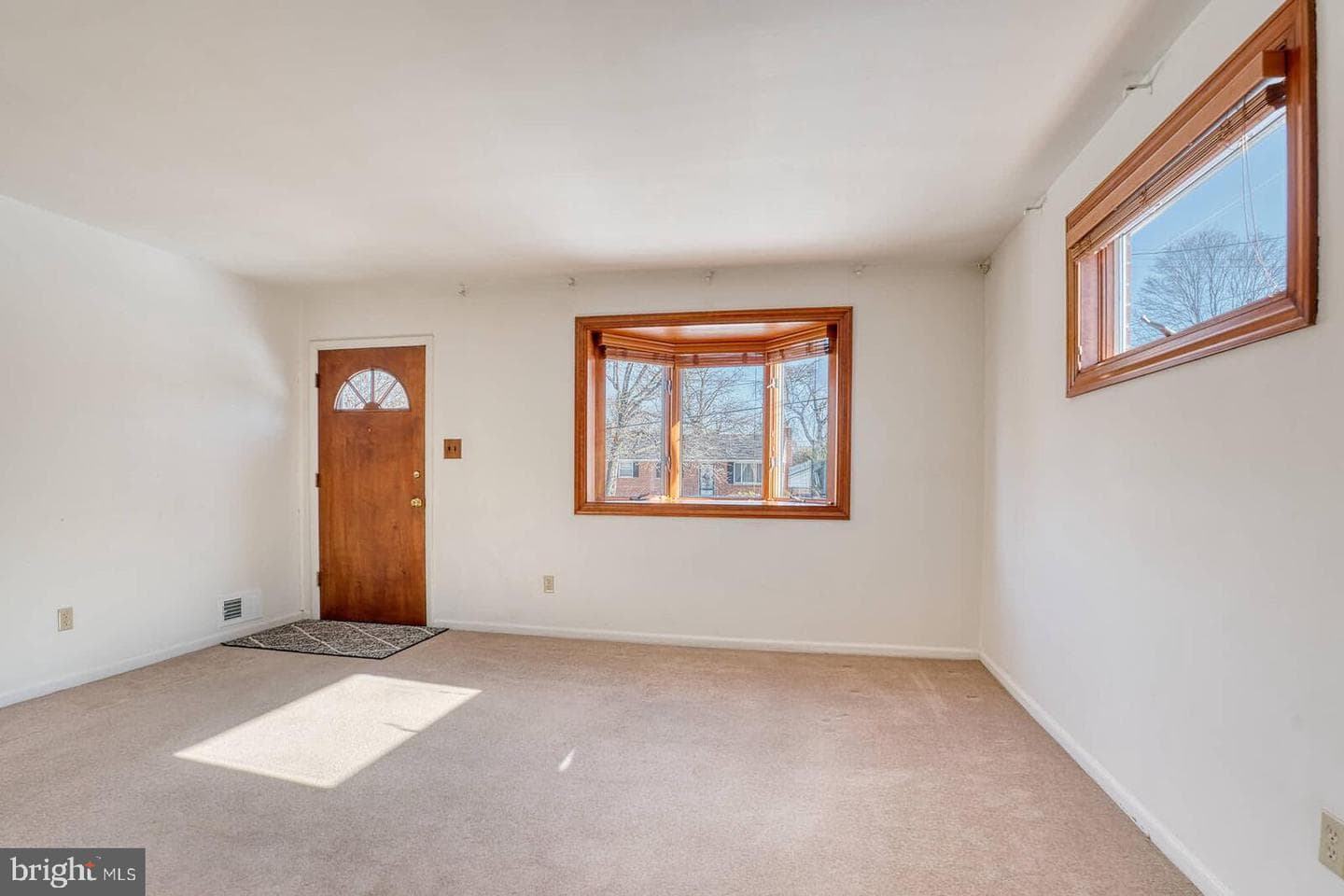 4808 Wilwyn Way photo 4