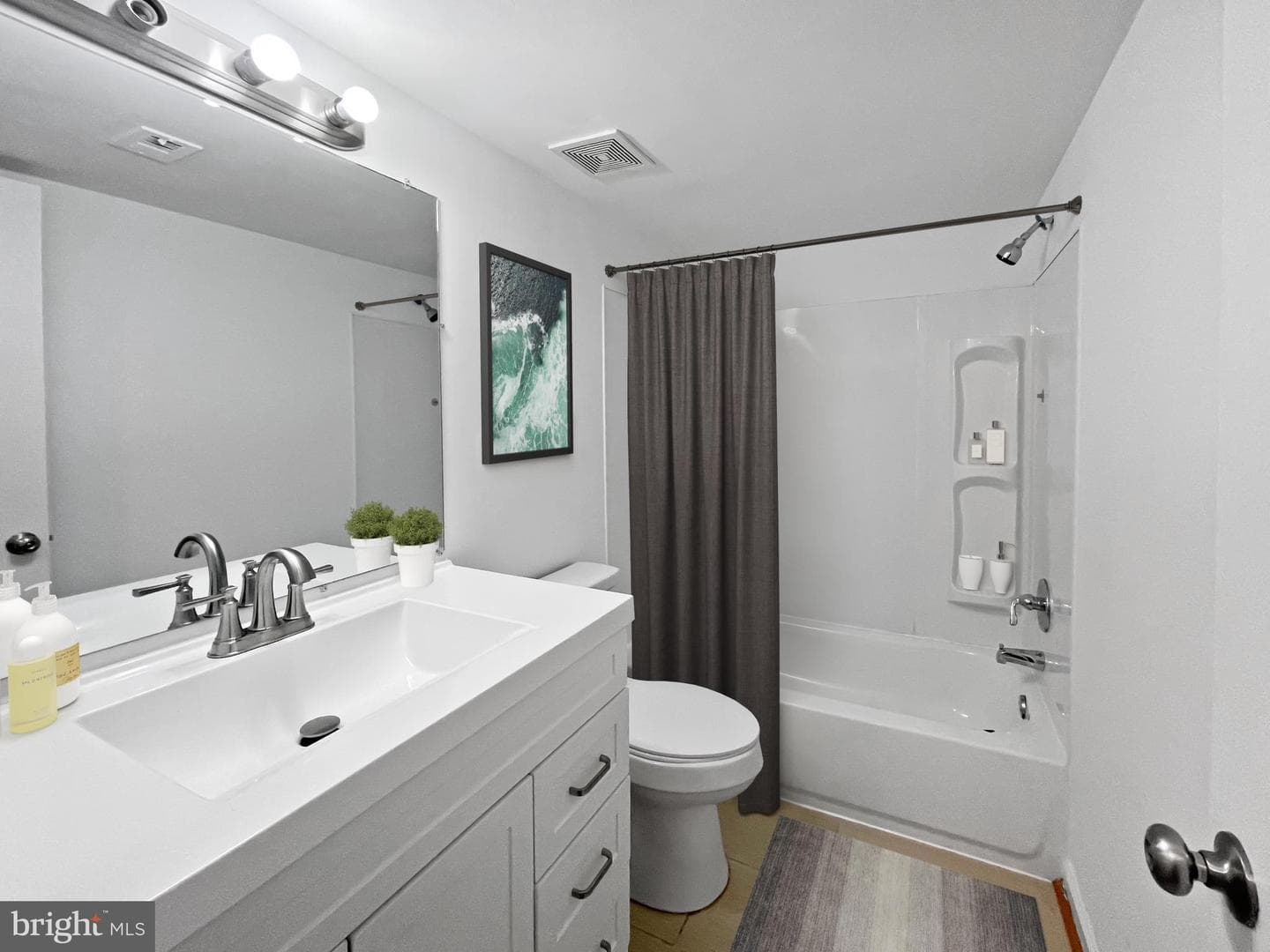 882 Quince Orchard Boulevard #t2 photo 8
