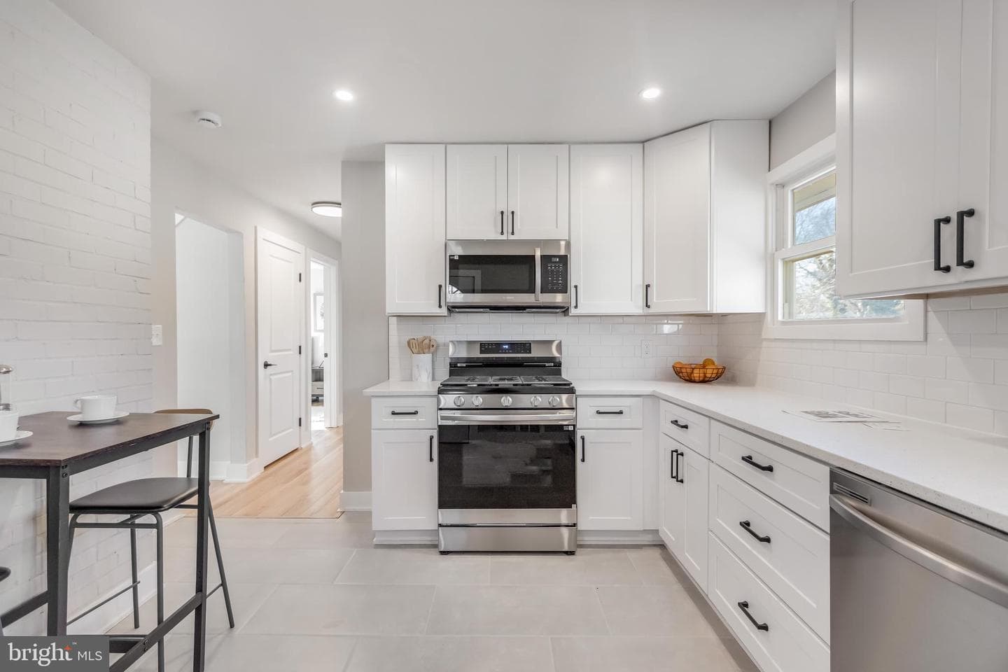 903 Laredo Road photo 6