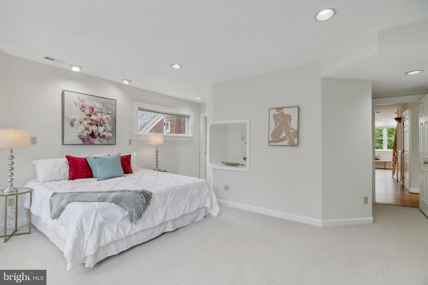 6417 Broad Street photo 16