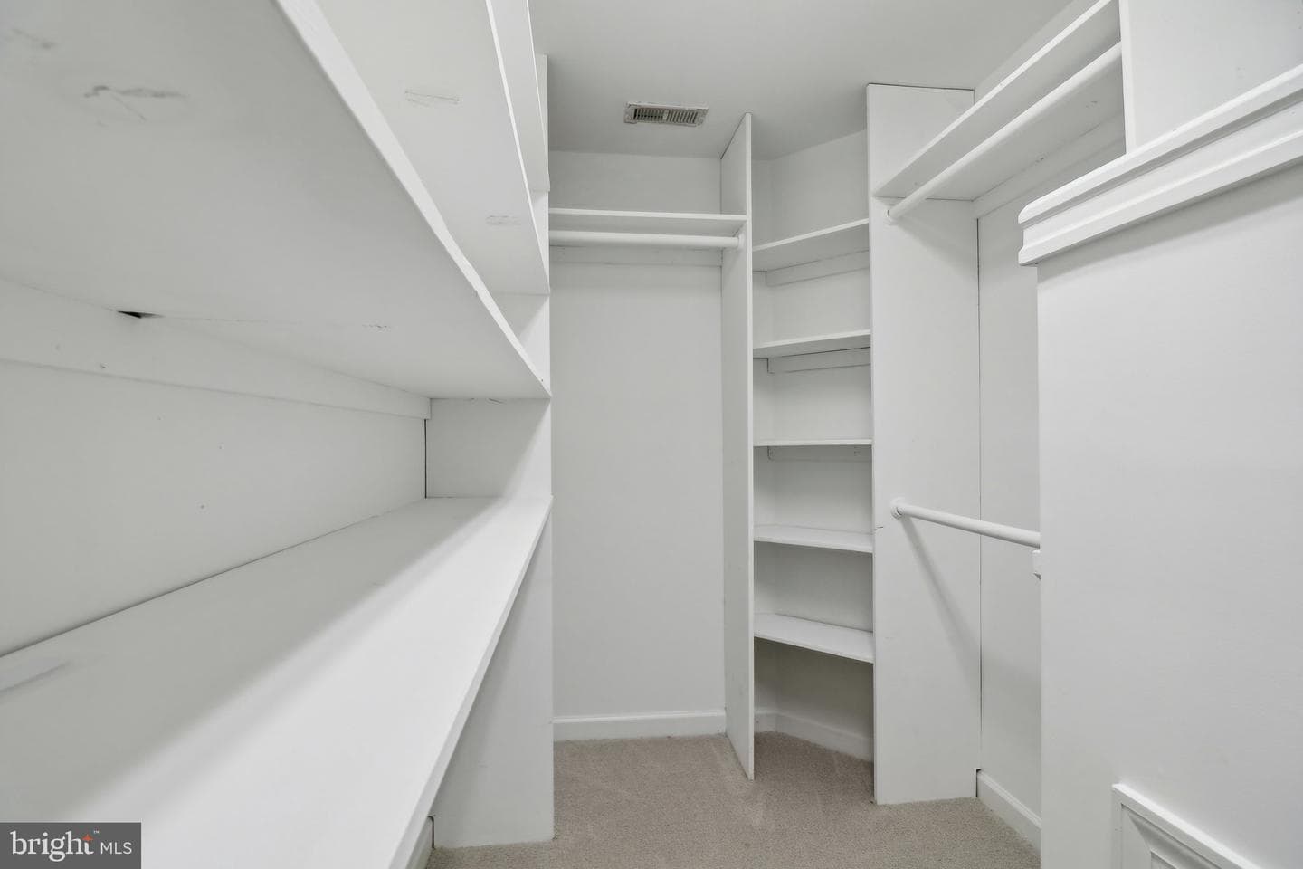 6417 Broad Street photo 20
