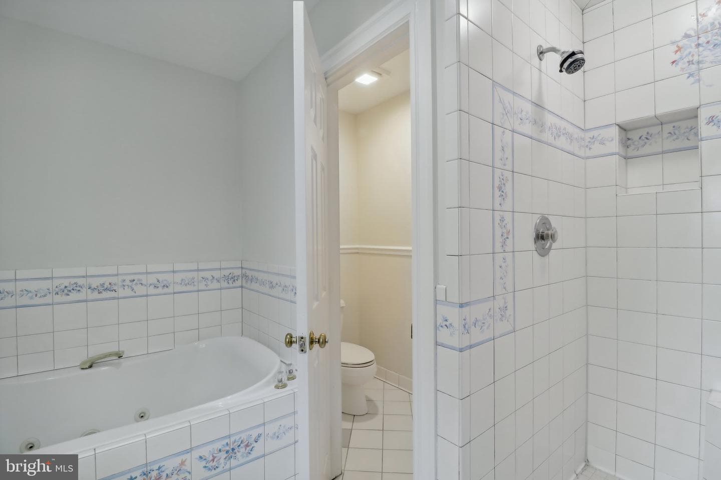6417 Broad Street photo 22