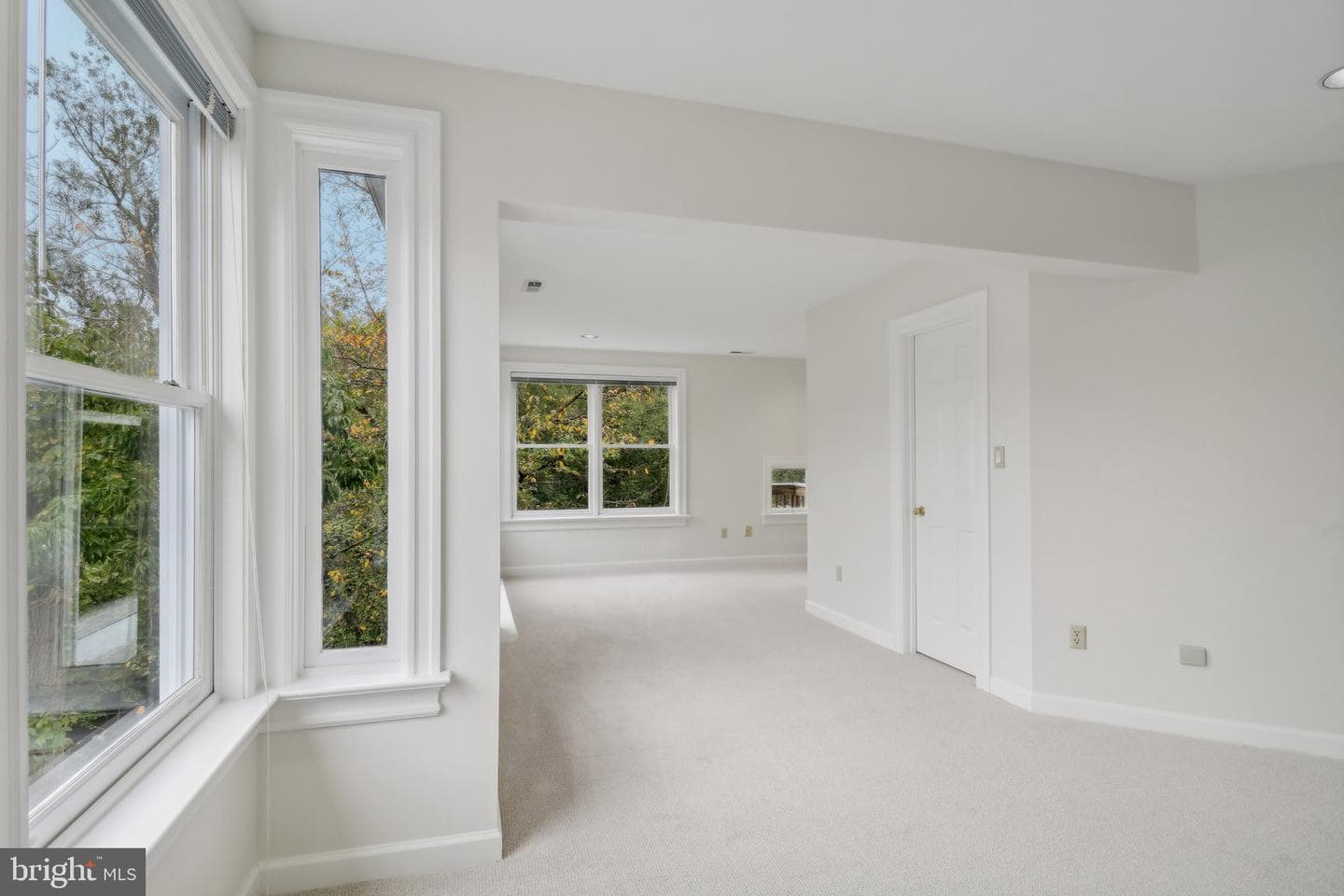 6417 Broad Street photo 23
