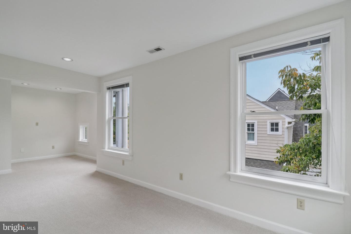 6417 Broad Street photo 25