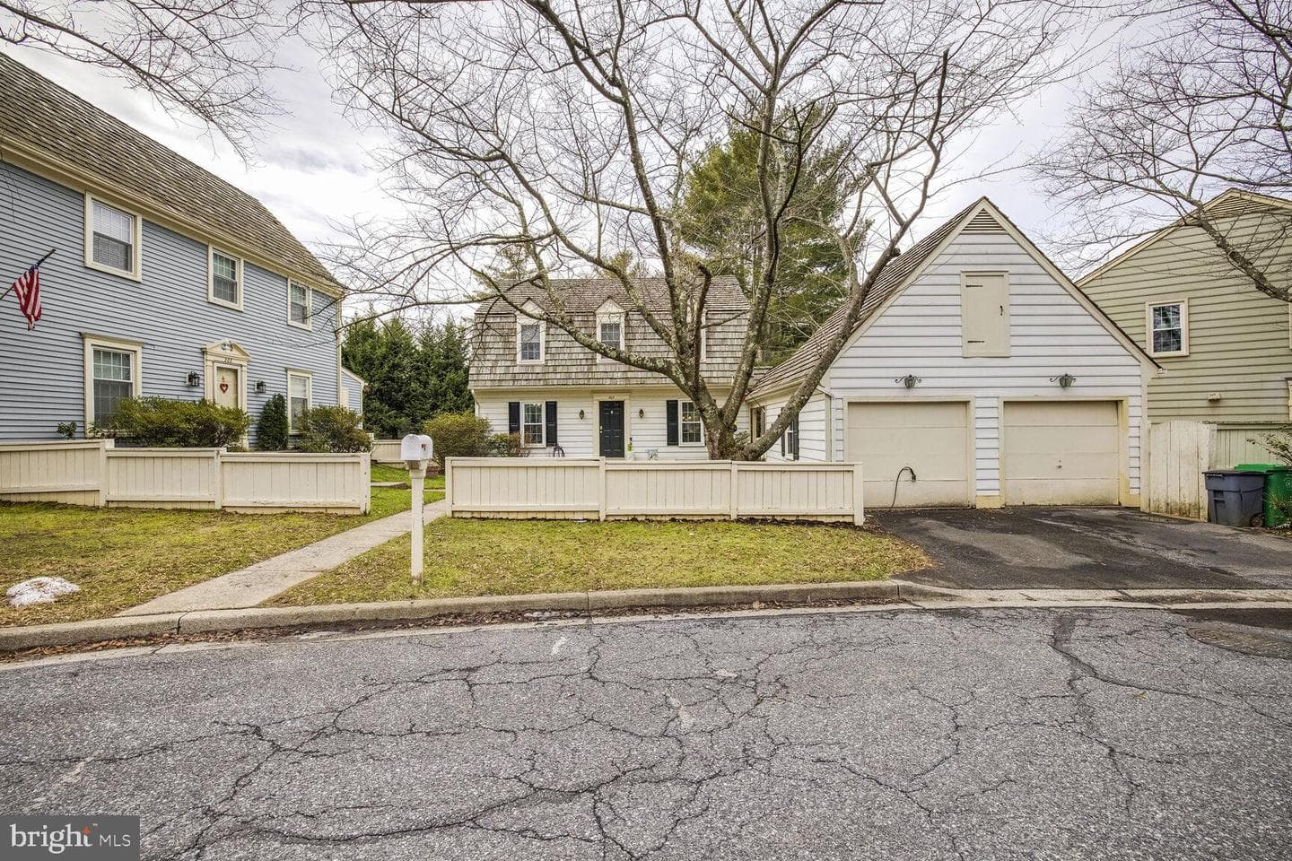 205 Fairgrove Circle photo 25