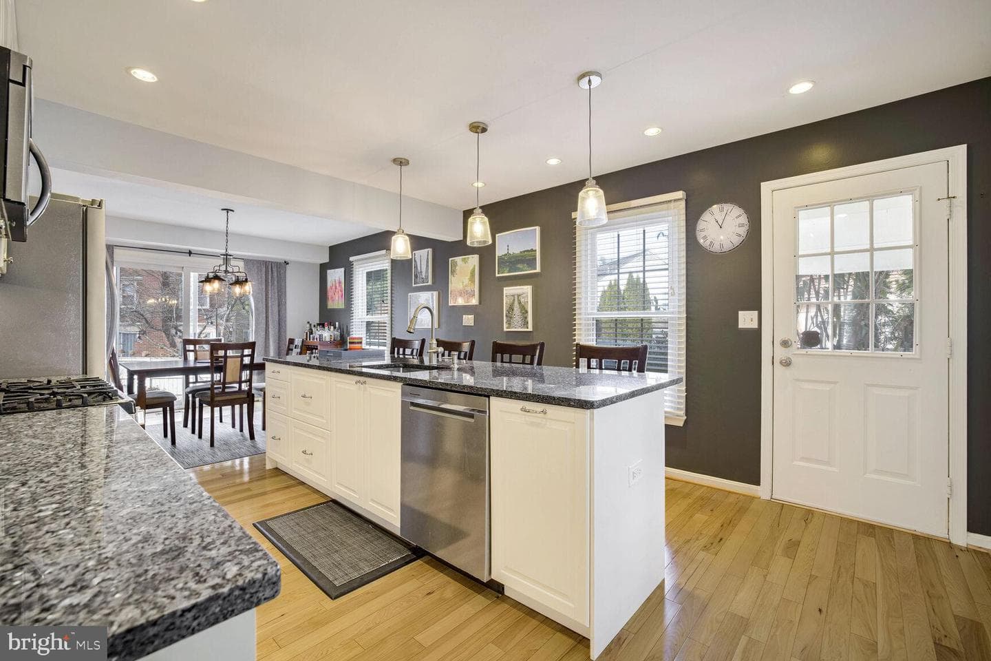 205 Fairgrove Circle photo 3