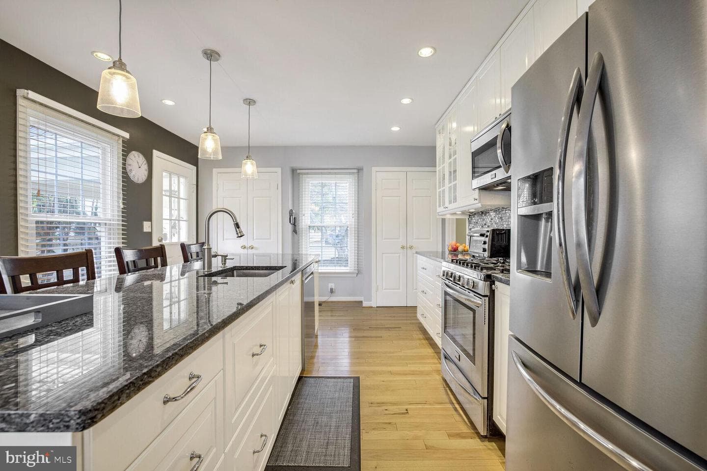 205 Fairgrove Circle photo 4