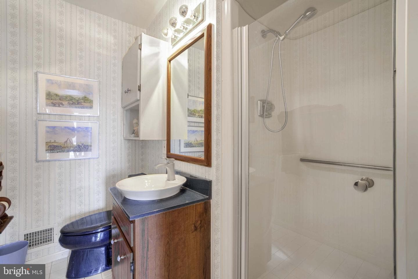 20601 Whites Ferry Road photo 12