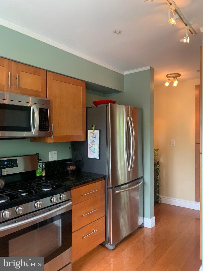 406 Kentlands Boulevard #203 photo 16
